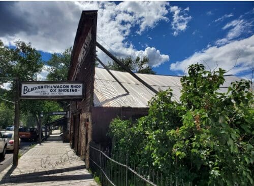 A photo the author took of an old building in Virginia City.