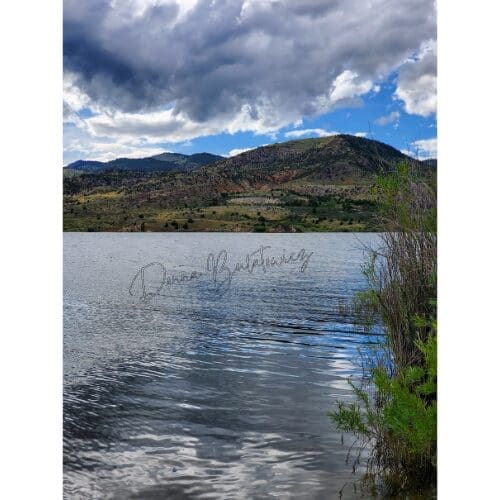 A lake and mountain view. Photo taken by the author.